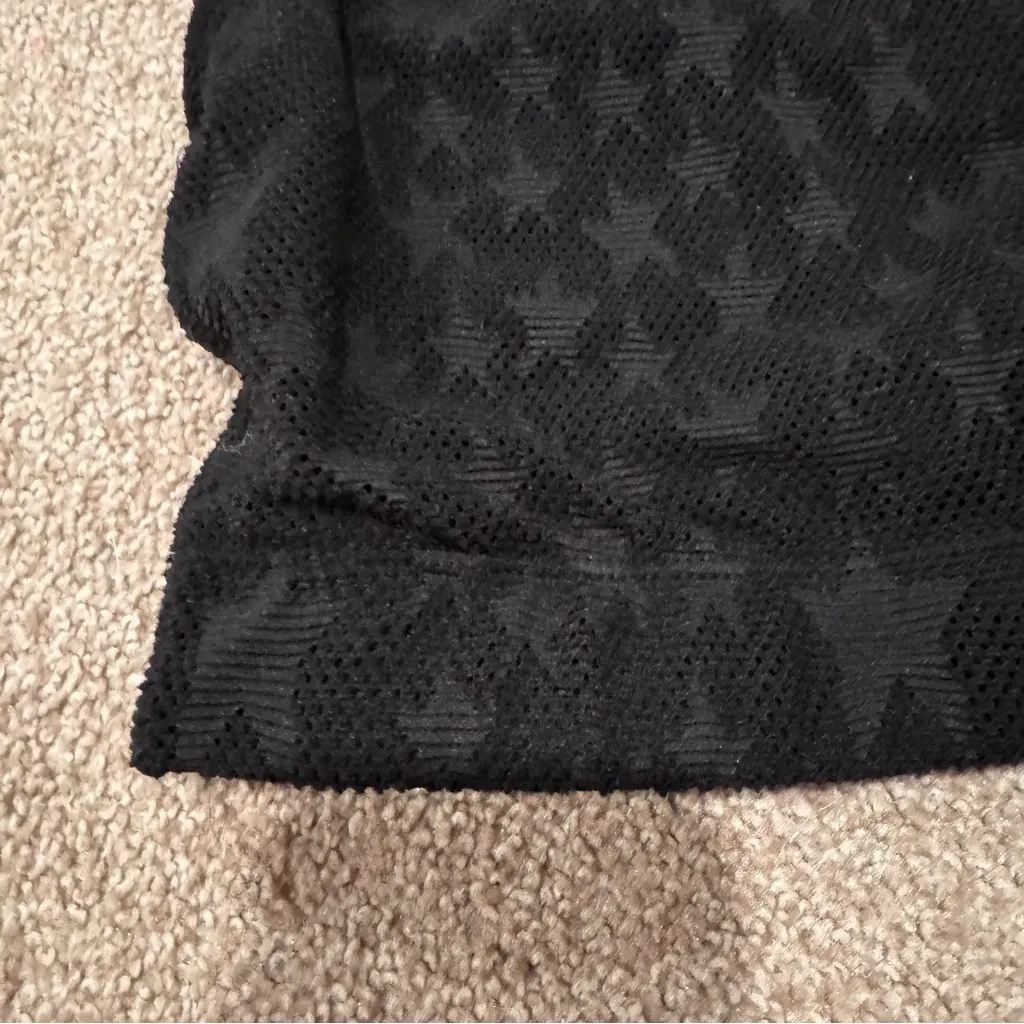 ADAM SELMAN Mesh Leopard‎ Crop Top Black - Image 3