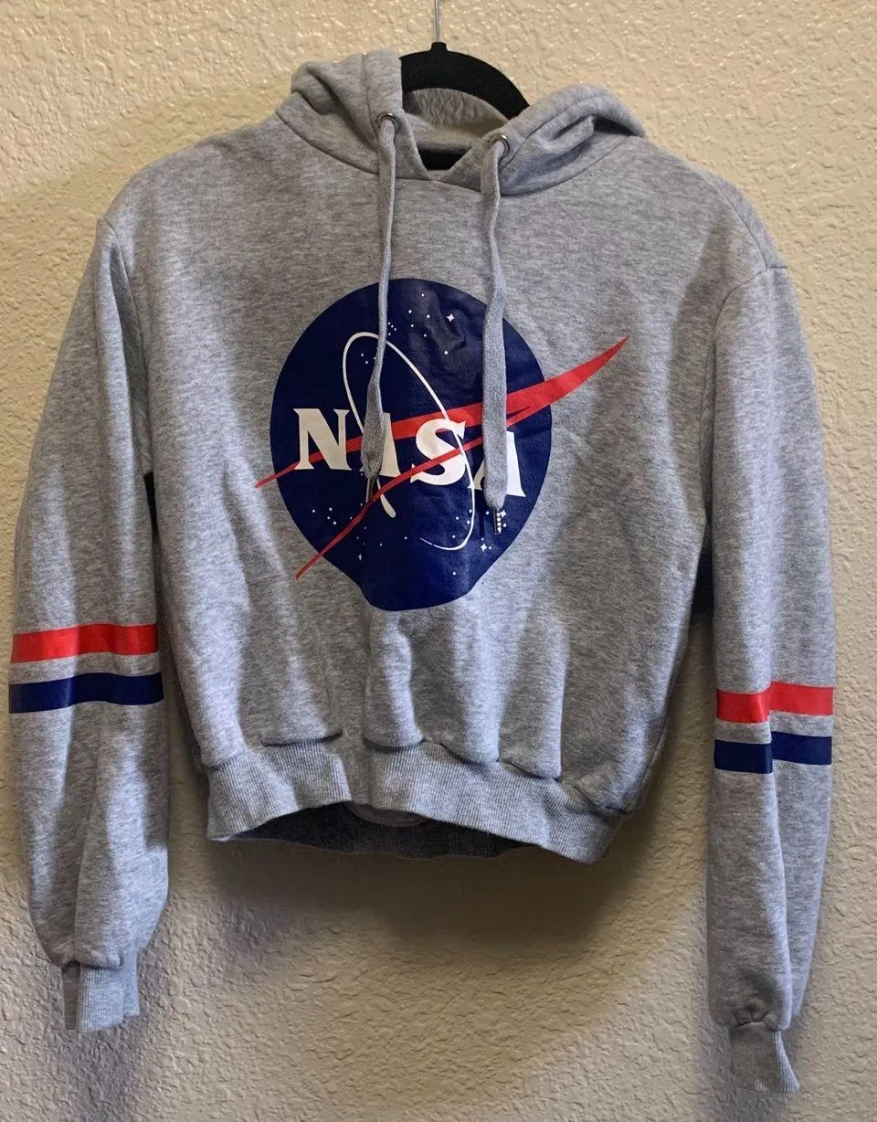 H&M Cropped Hoodie - Image 3