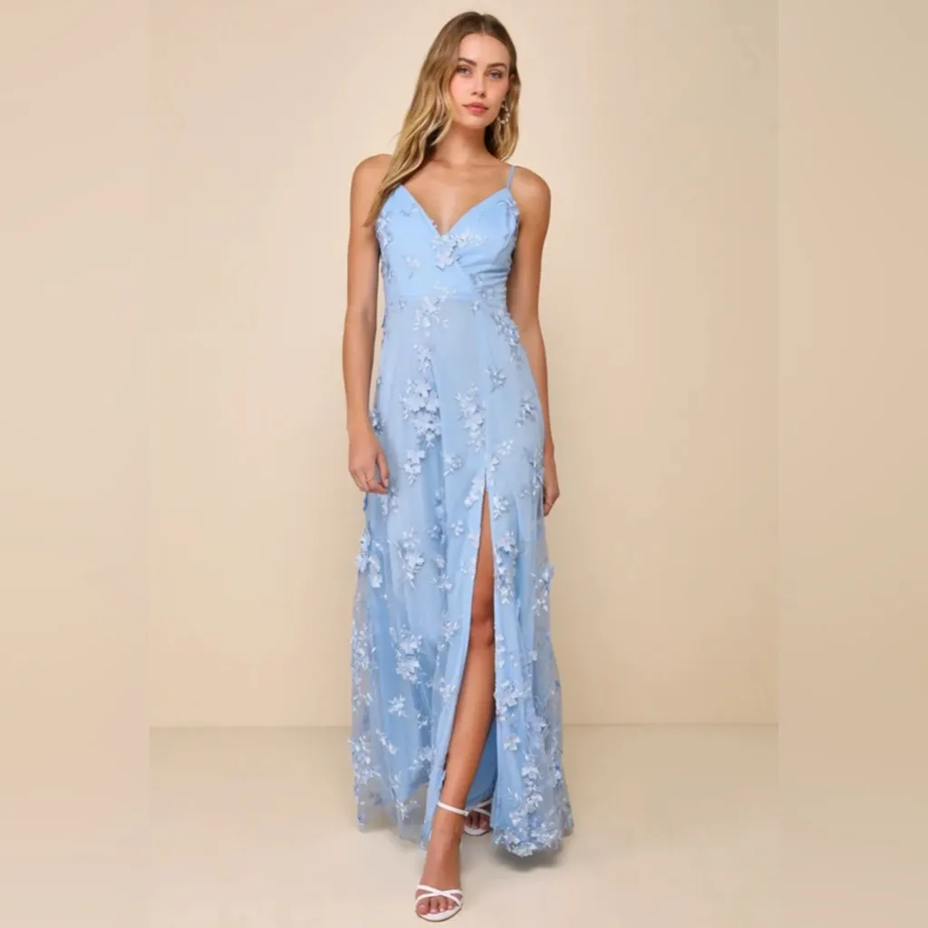 Lulu's Rare Presence Powder Blue 3D Floral Surplice Maxi Dress,Size XL,NWT - Image 3
