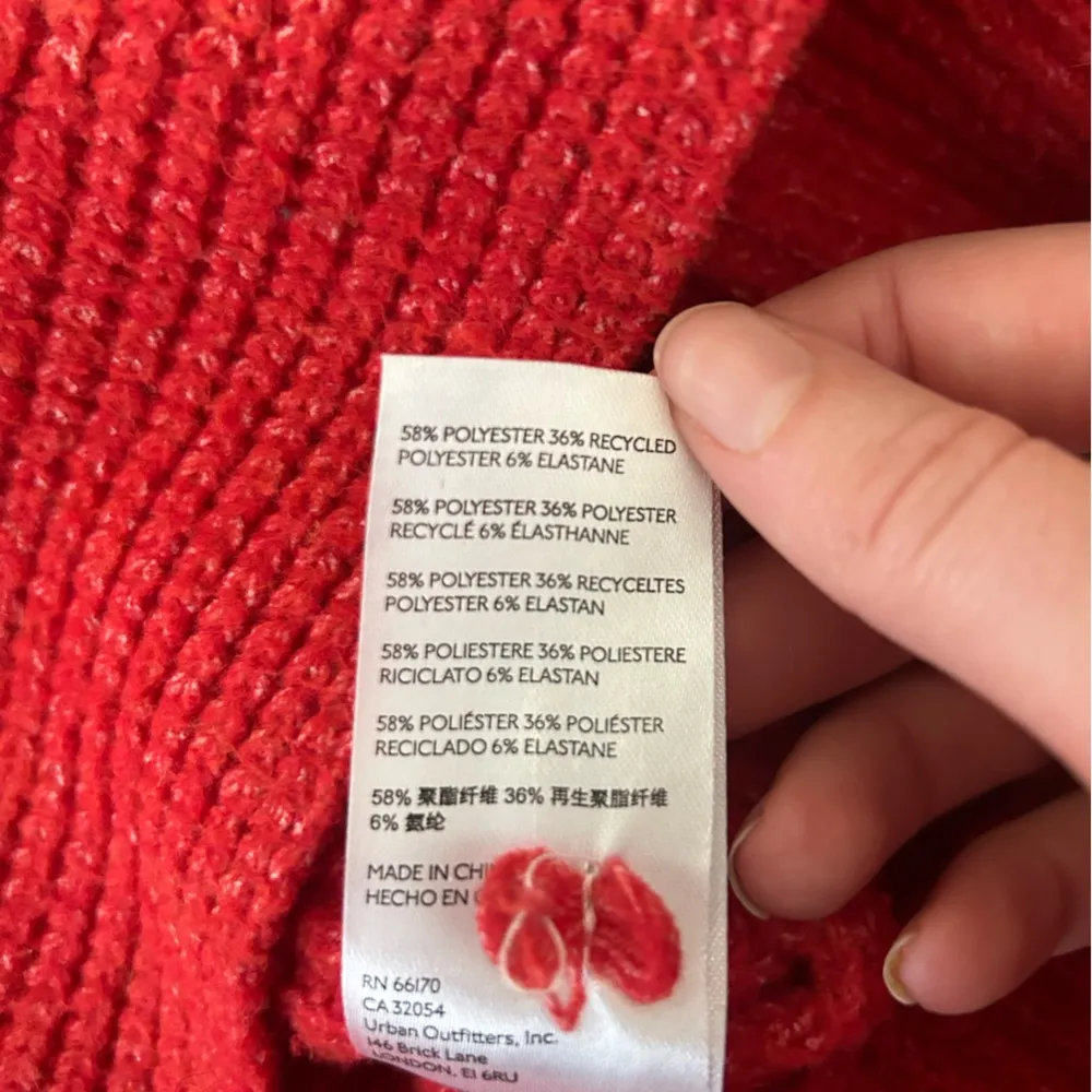 Pilcro Anthropologie Red Oversized Cowl Neck Sweater Size Medium - Image 12