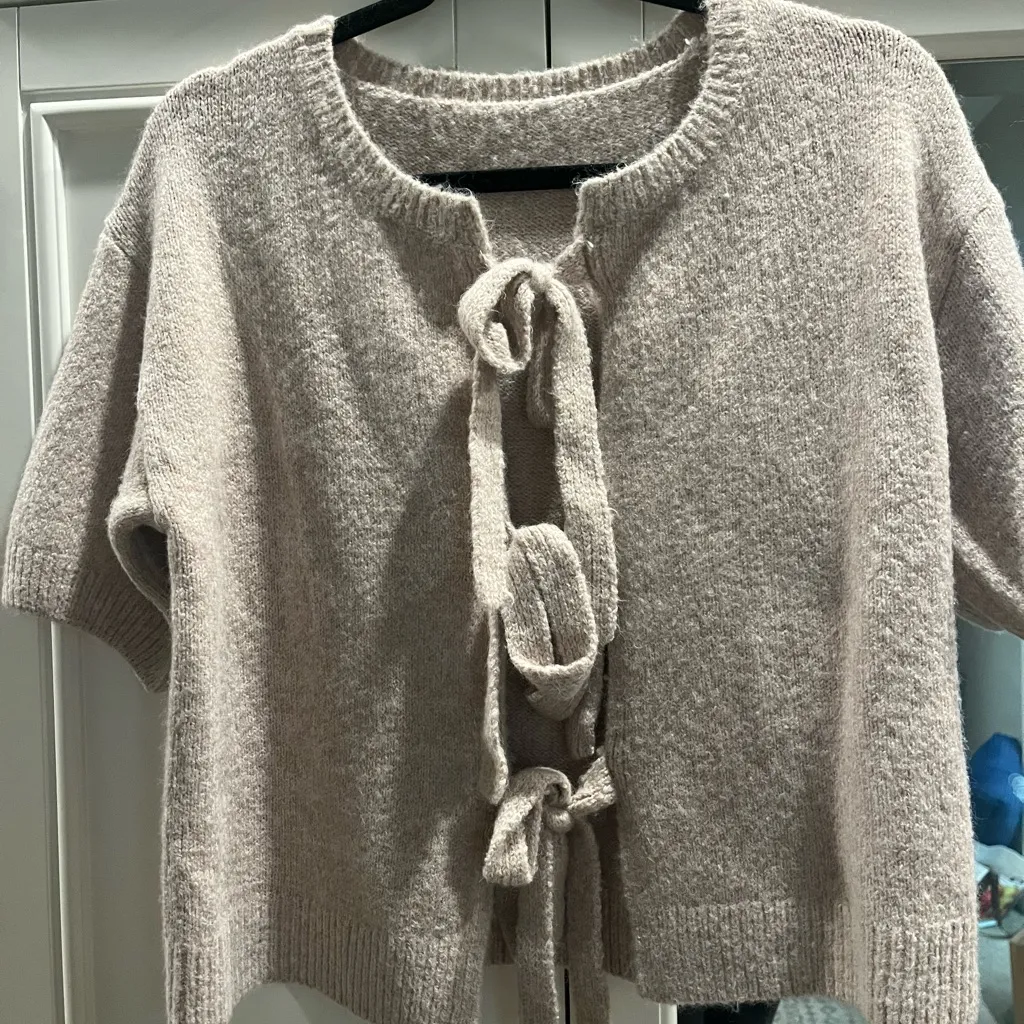 SheIn  Beige/Tan Bow-Knot Sweater - Image 4