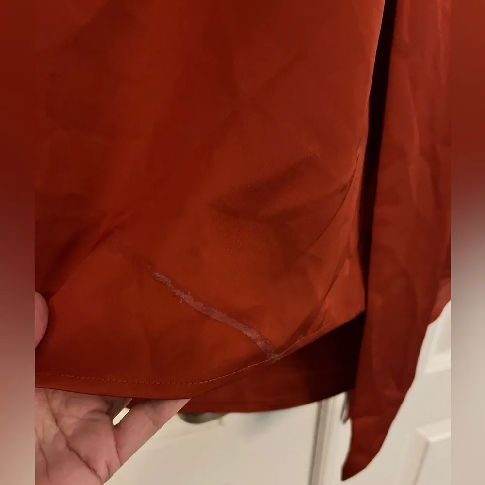 Ramy Brook M Aviva Structured Shoulder Blouse in Clay FLAW - Image 8