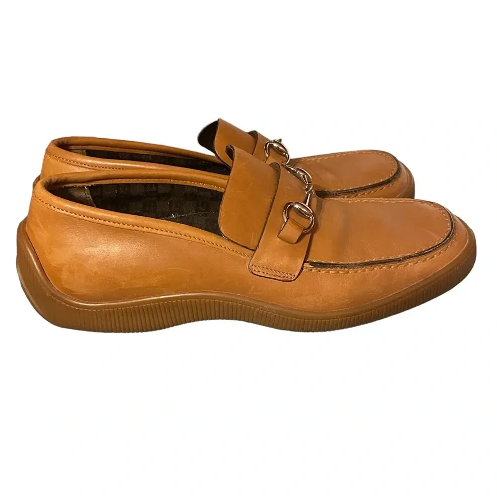 GUCCI WOMENS LEATHER LOAFERS - Image 2