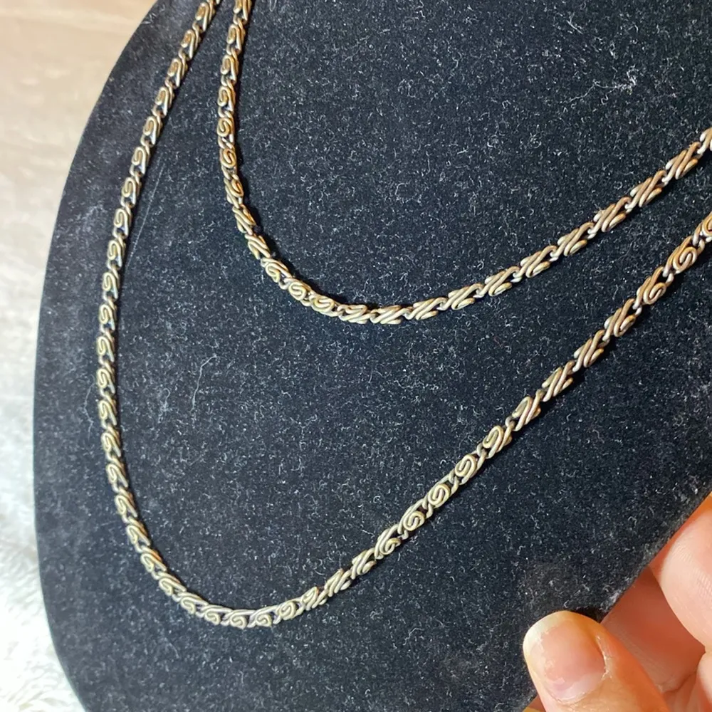 Aged Golden Necklace Bundle EUC 2 - Image 5