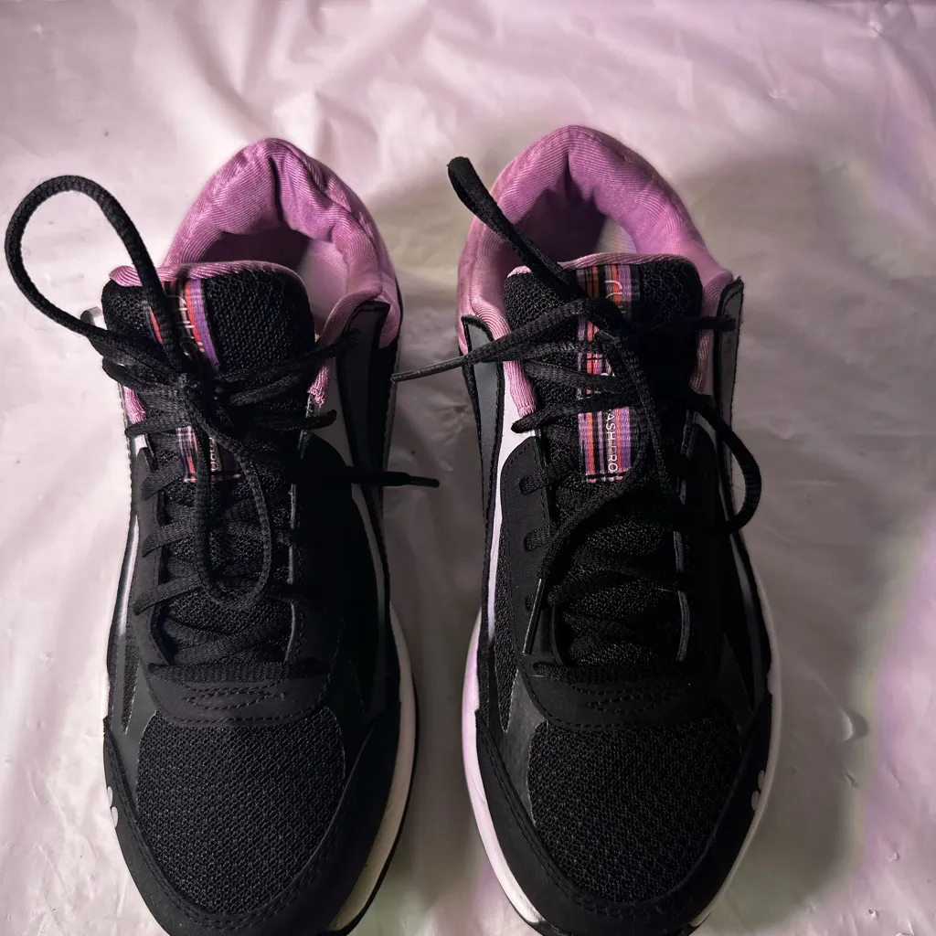 Ryka Women's Black and Lavender Athletic Shoes - Image 5
