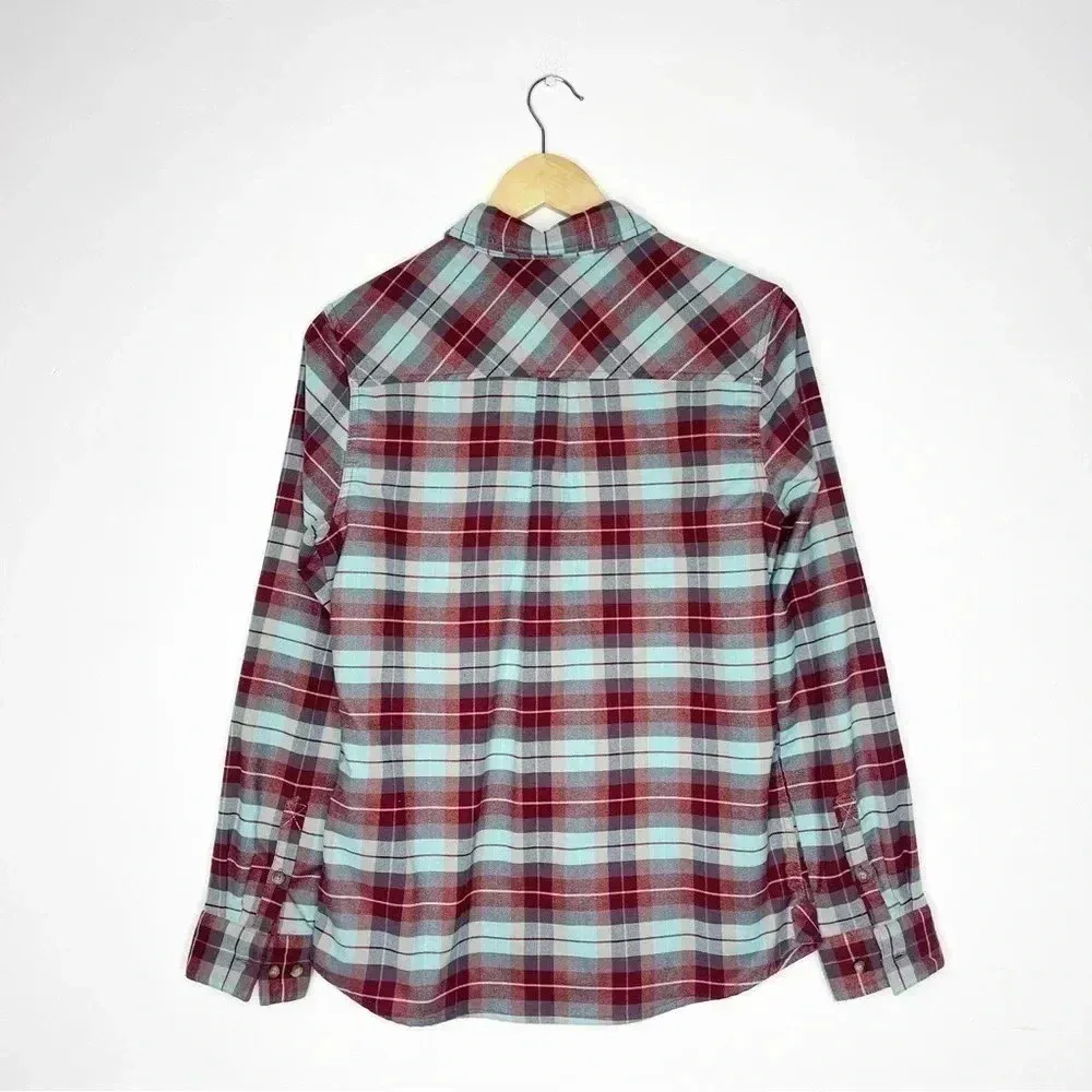 L.L. Bean Women's Long Sleeve Button Up Whisper Lodge Flannel Shirt Size Medium - Image 4