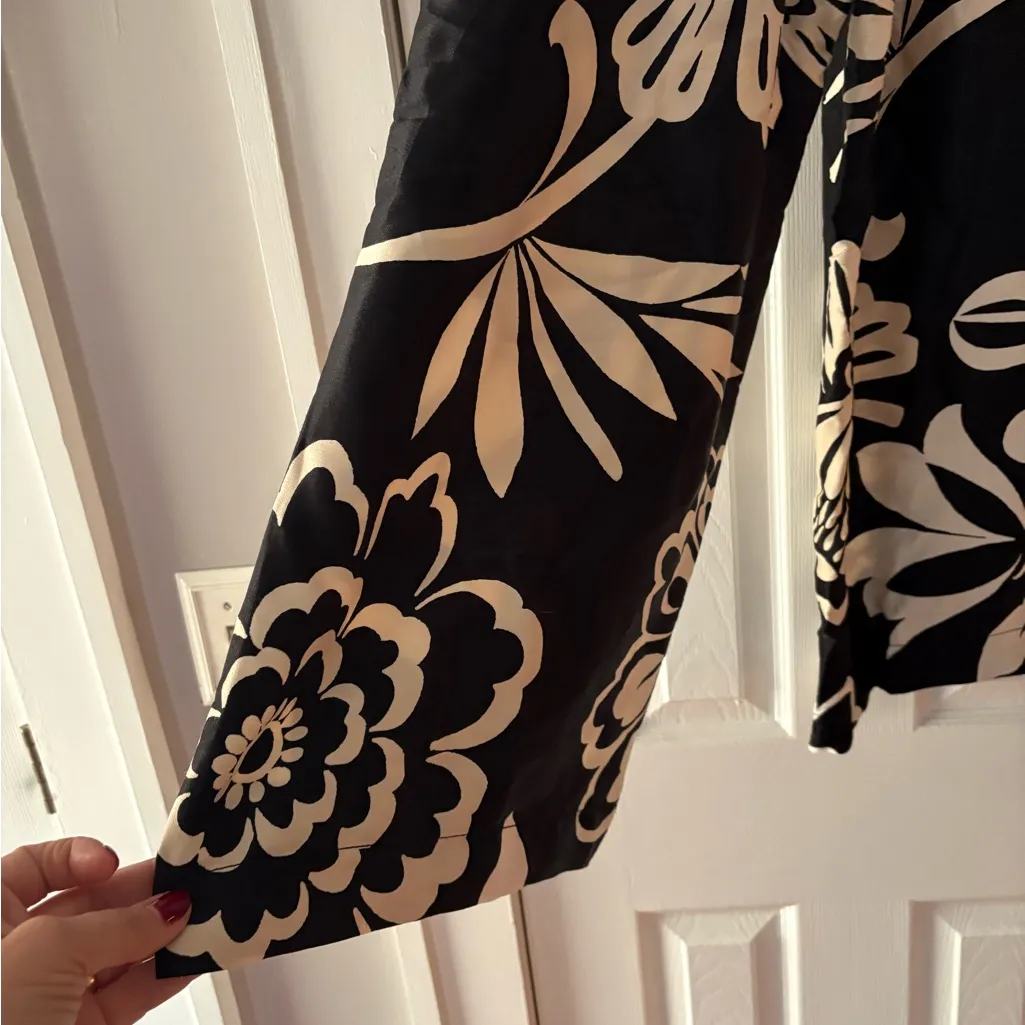 Maeve Black and White Patterned Viscose Pants Size‎ Small Petite EUC Like New - Image 9