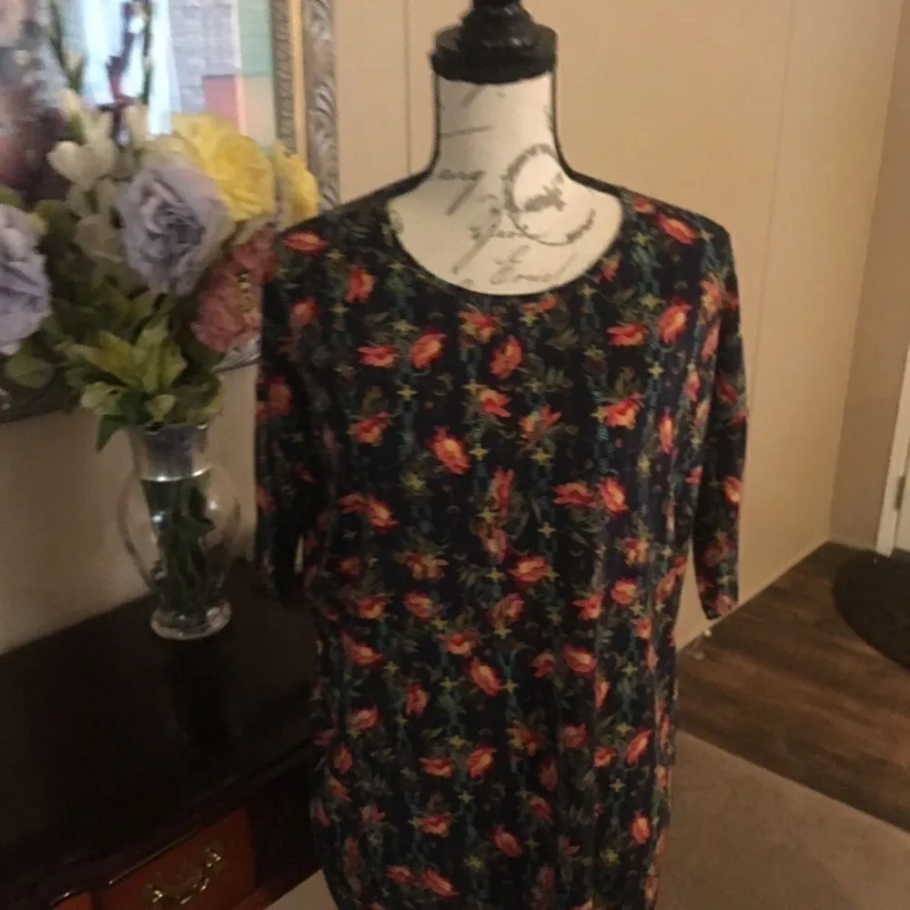 Lula roe extra small Navy red yellow floral nice - Image 2