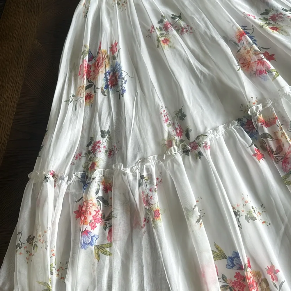 Mac Duggal A55814 Floral Print Long Dress, Size 6, $398 - Image 10