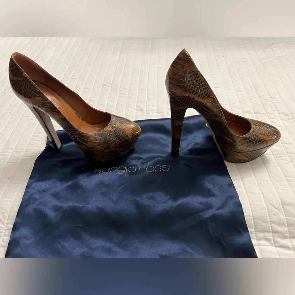 Sergio Rossi brown snake skin pumps - Image 3