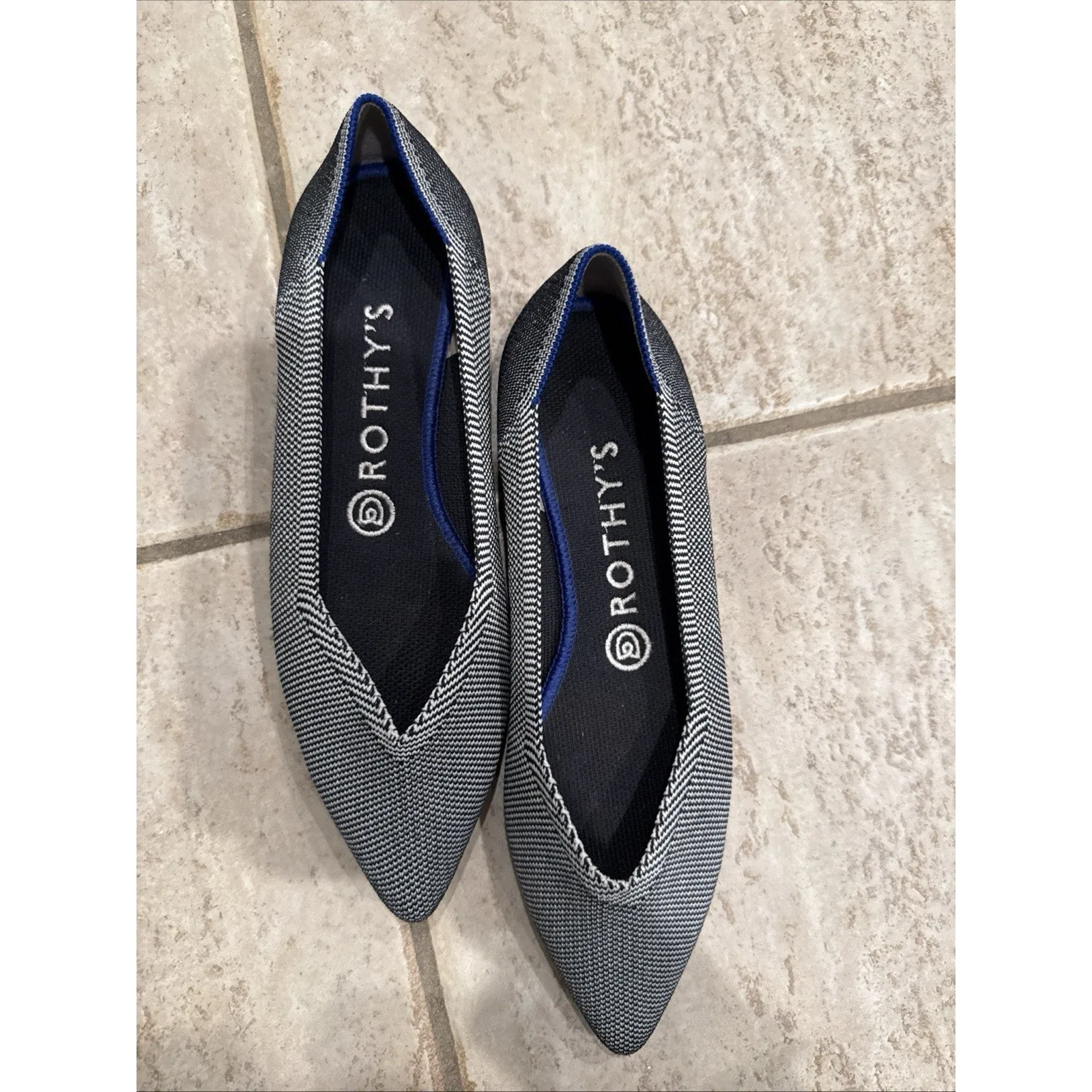 Rothys The Point II Pointed Toe Flat Size 7 - Image 3