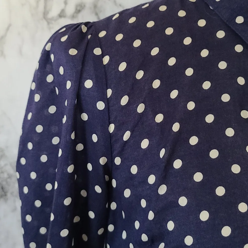 Anthro Birds of Paradis Trovata navy polka dot button down size xs - Image 3