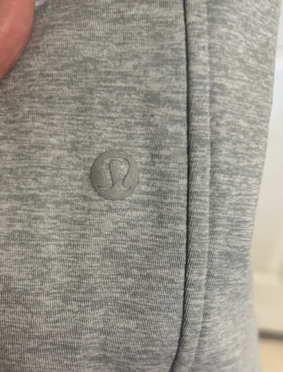 Size 8 Lululemon Ready to Rulu joggers - Image 4