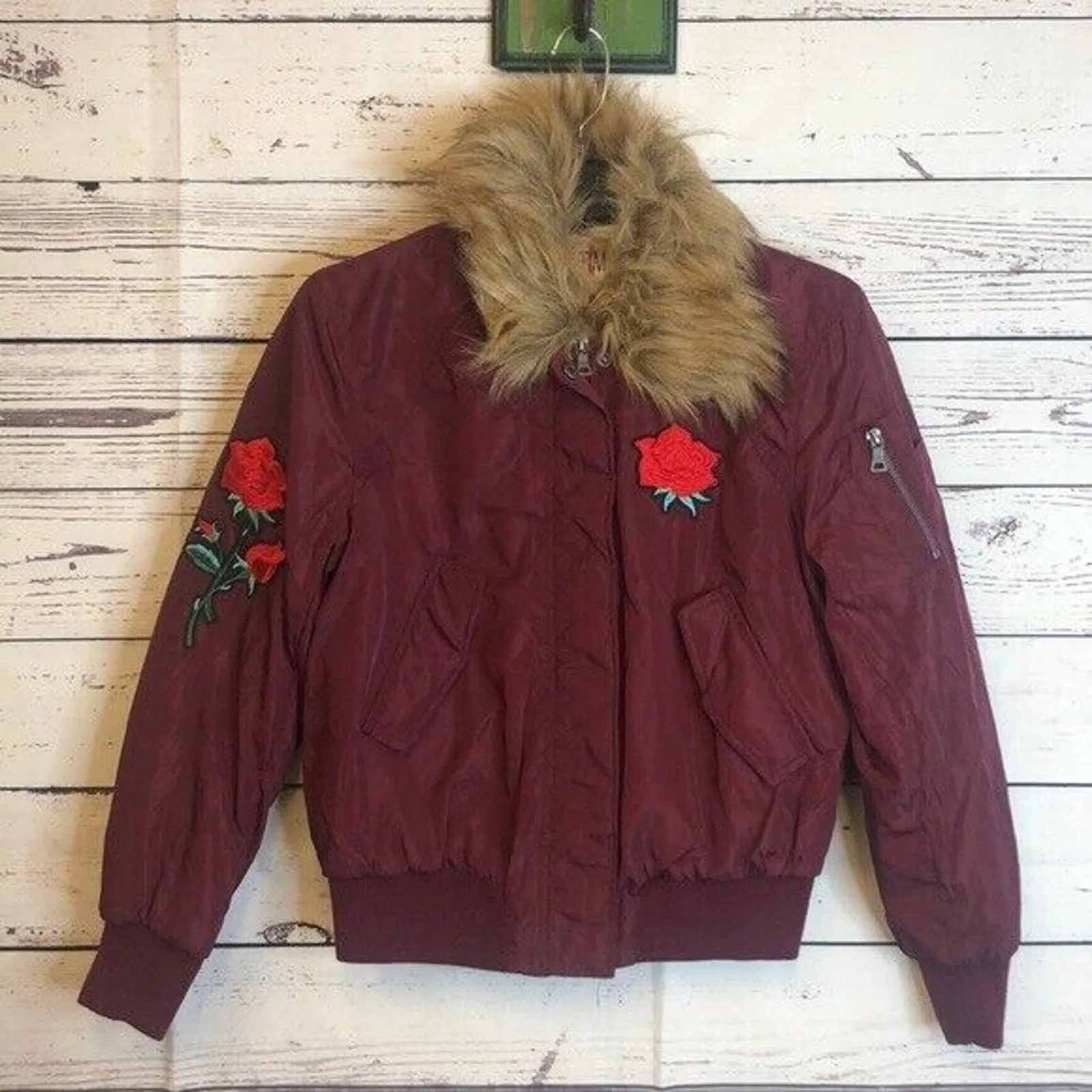 Ultim8 Brand burgundy‎ faux fur collar rose appliqué bomber Jacket Juniors Sz S Red - Image 2