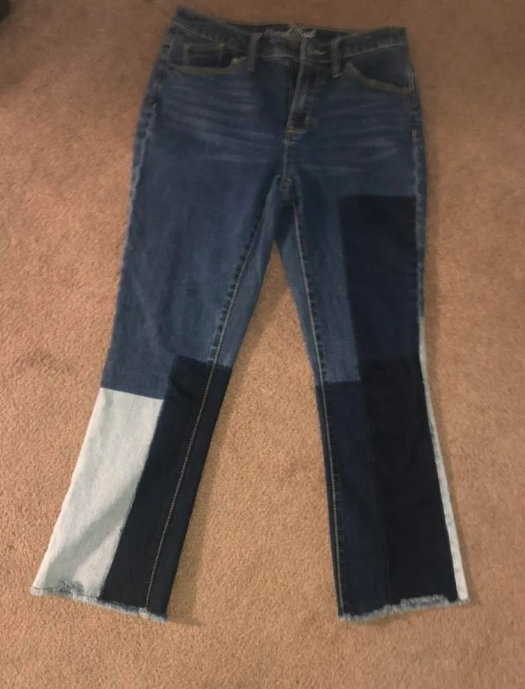 Universal Thread Patchwork Crop Jeans - Image 2