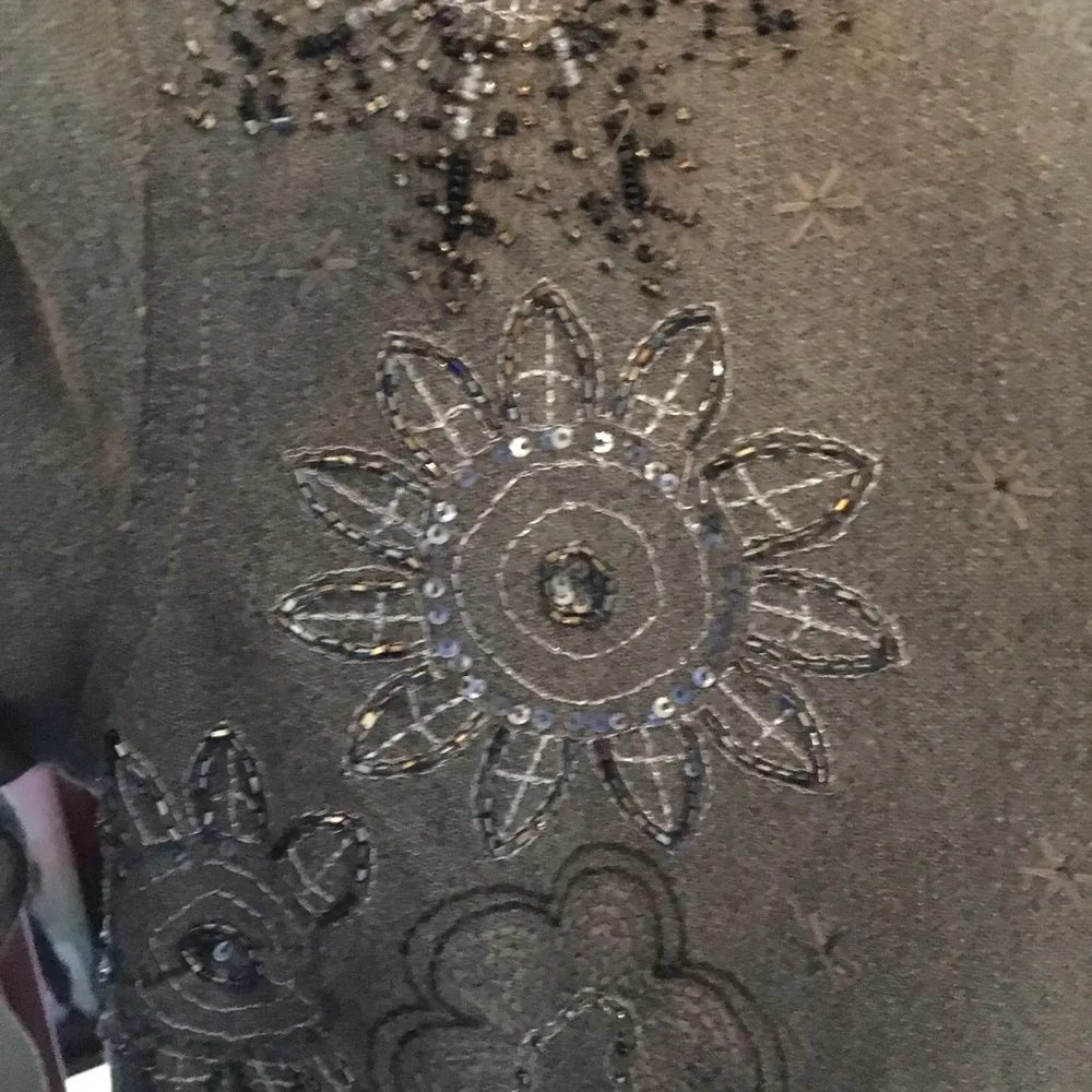 Chico’s Beaded button down Sage long Jacket - Image 4