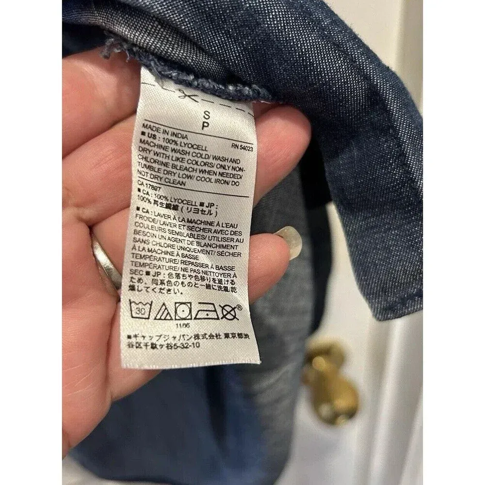 Banana Republic Factory 100% Lyocell Chambray Button Up Shirt Ruffle‎ Hem Small - Image 6