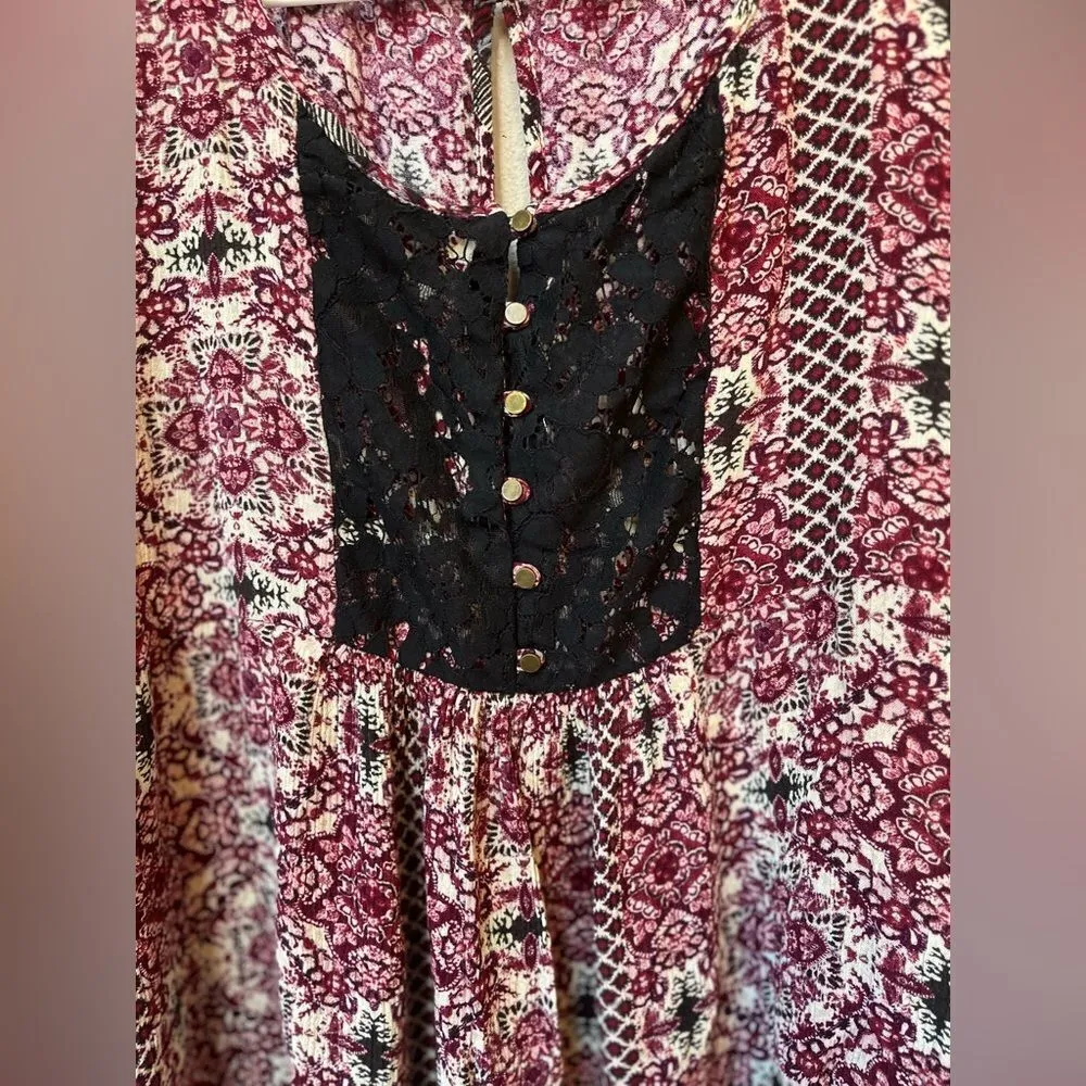 Maurices Women’s Burgundy Bohemian Floral Print 3/4 Sleeve Tie Back Mini Dress M - Image 6