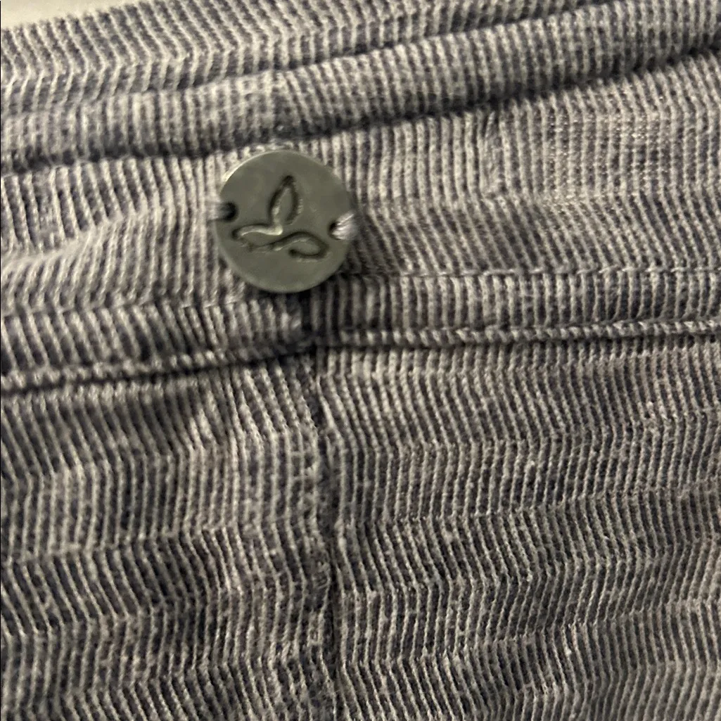 PrAna mixed media boxy grey activewear top Small retro base layer gorpcore retro - Image 6