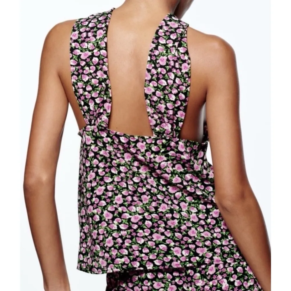 NWOT Zara Twist Front Keyhole Tank Top - Image 2