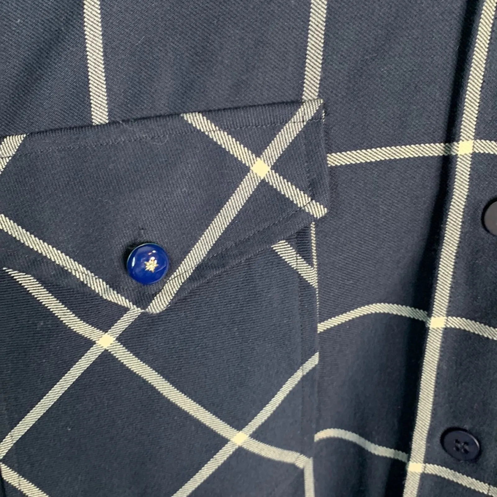 Ottod’Ame Oversized Women’s Button - Image 4