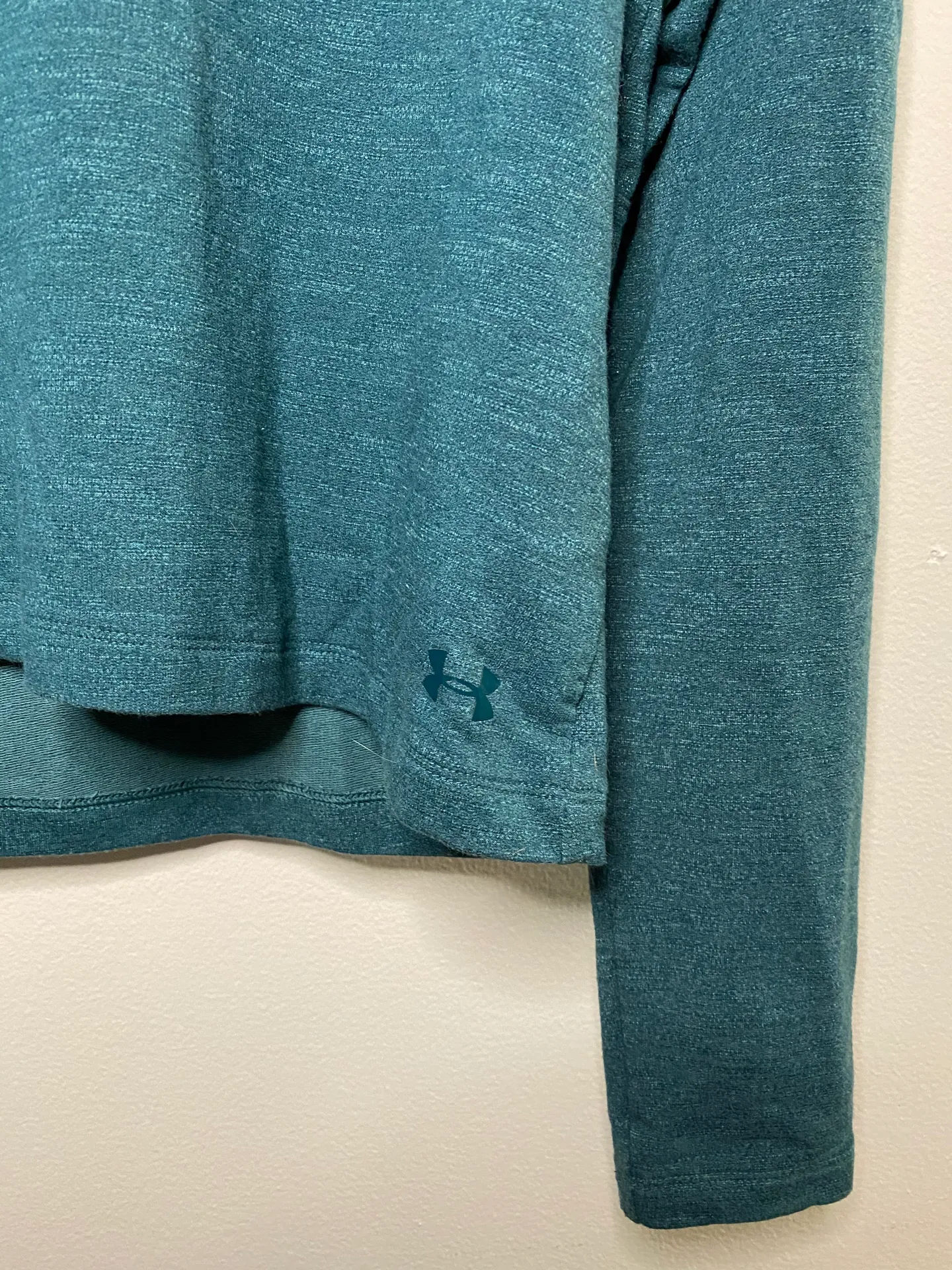 Under Armour Emerald Green Crop Hoodie - Image 3