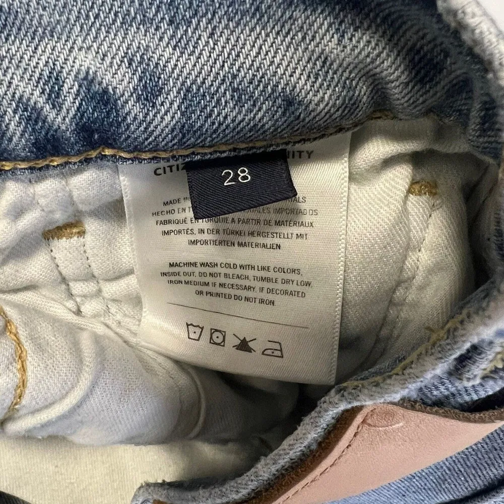 Citizens Of Humanity COH Sz 28 Isola Crop Boot Cut Jeans Raw Hem Button Fly - Image 9