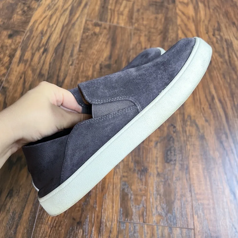 Steve Madden • Fayna Sneaker slip on flatform faux suede grey - Image 8