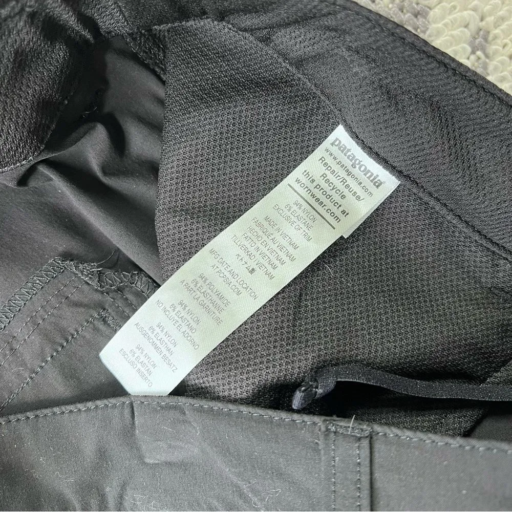 Patagonia black womens hiking pants size 18‎ short - Image 6