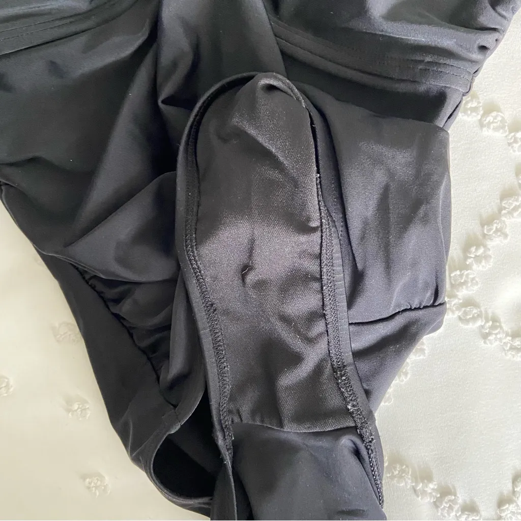 Kona Sol Black One Piece Scalloped Swimsuit Full Coverage Summer Vacation - Image 11