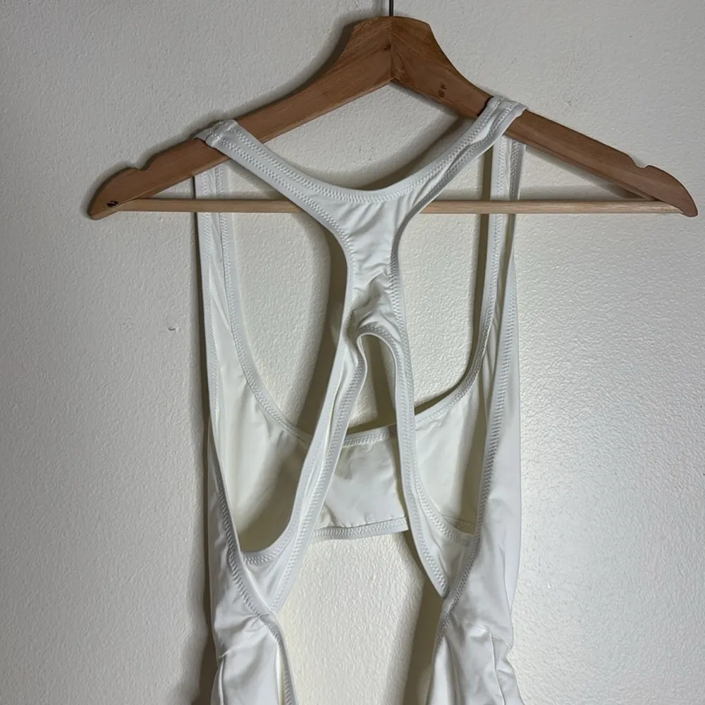 Skims Swim Cut Out Monokini Bikini swimsuit size medium in marble - Image 9