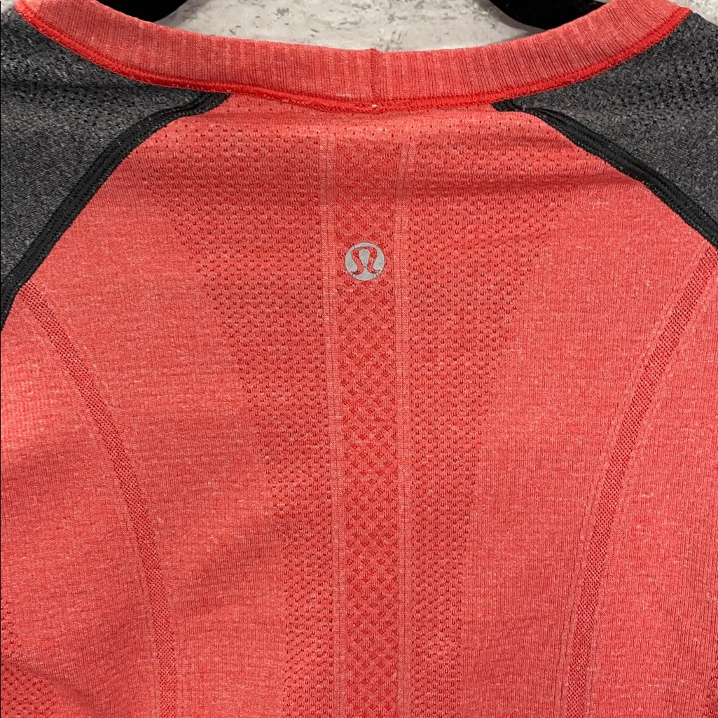Lululemon Run: Swiftly Tech Short Sleeve
Love Red / Deep Coal - Image 4