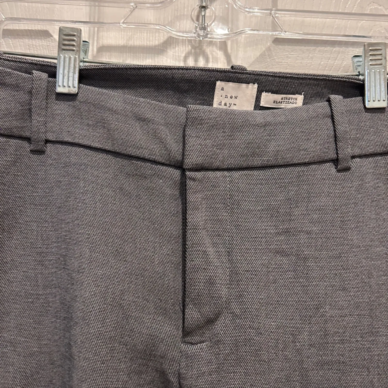 A New‎ Day Women's Size 14 Gray Stretch Cropped Dress Pants Career Casual - Image 3