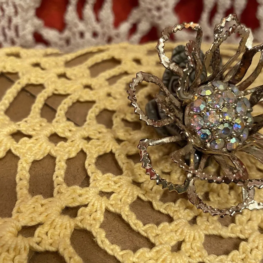 Vintage Huge Sarah Coventry‎ Gold Daisy Whimsical Flower AB Rhinestones Brooch - Image 8