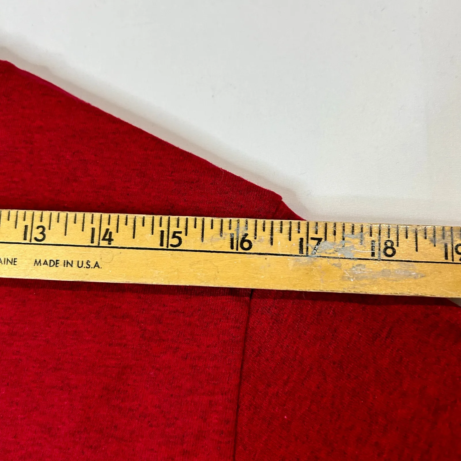 Winnie the Pooh Women's Short Sleeve Graphic T-Shirt Red Size Small EUC Cute - Image 5