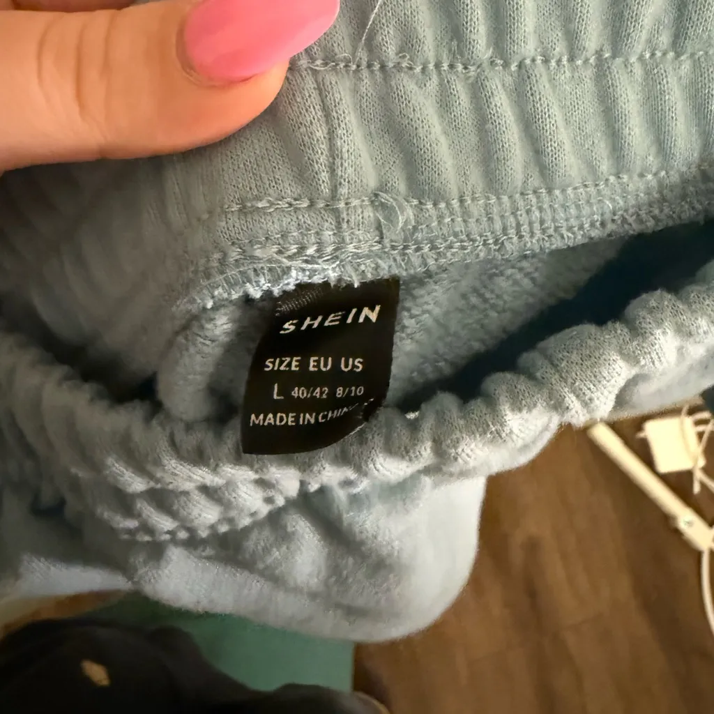 SheIn Large  Blue Lounge Shorts - Image 3