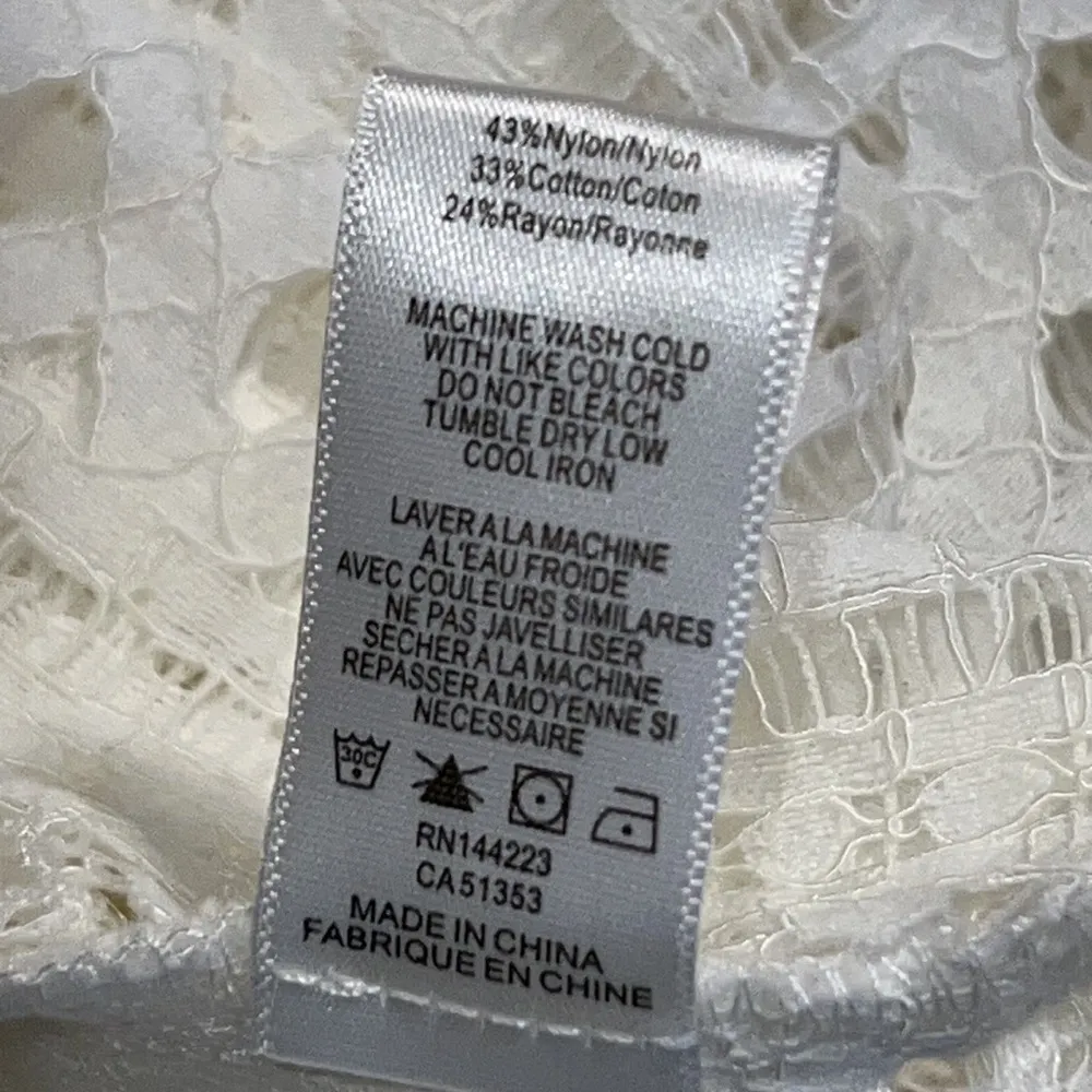 Bishop + Young women’s size XL off shoulder lace white top dressy wedding wear - Image 8