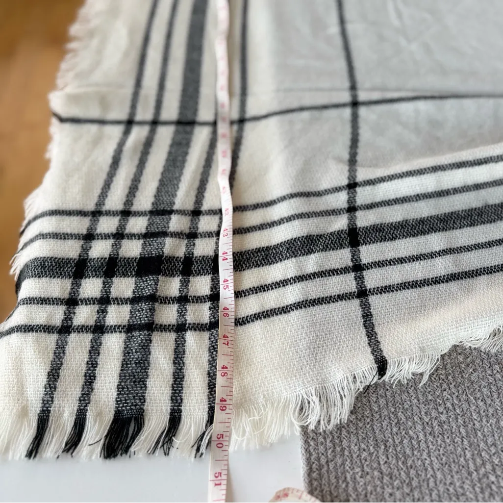 LOFT Ivory Cream Black Plaid Extra Large Square Wrap Scarf - Image 6