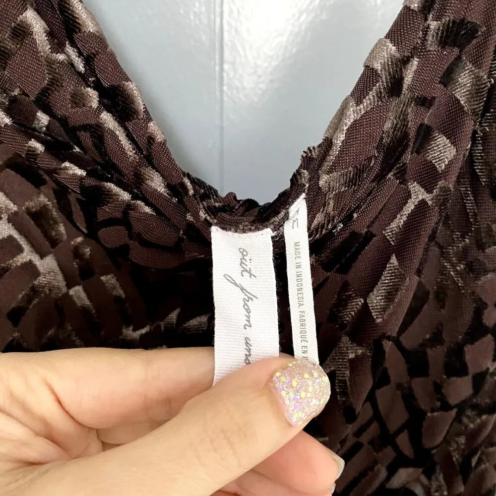 Urban Outfitters Out From Under Brown Sheer Velvet Weekender Bodysuit M - Image 5