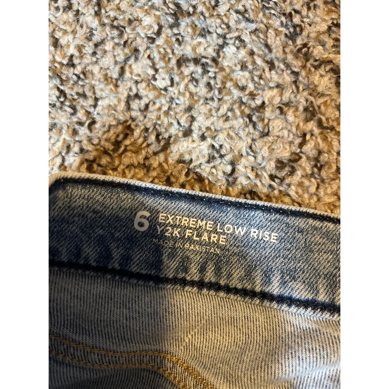 ARIZONA Extreme Low Rise Y2K Flare Jeans Light Wash Size 6 - Image 3