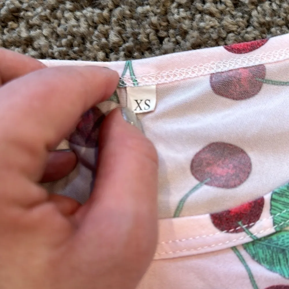 Womens/juniors pajama set long sleeve pants cherries XS - Image 4