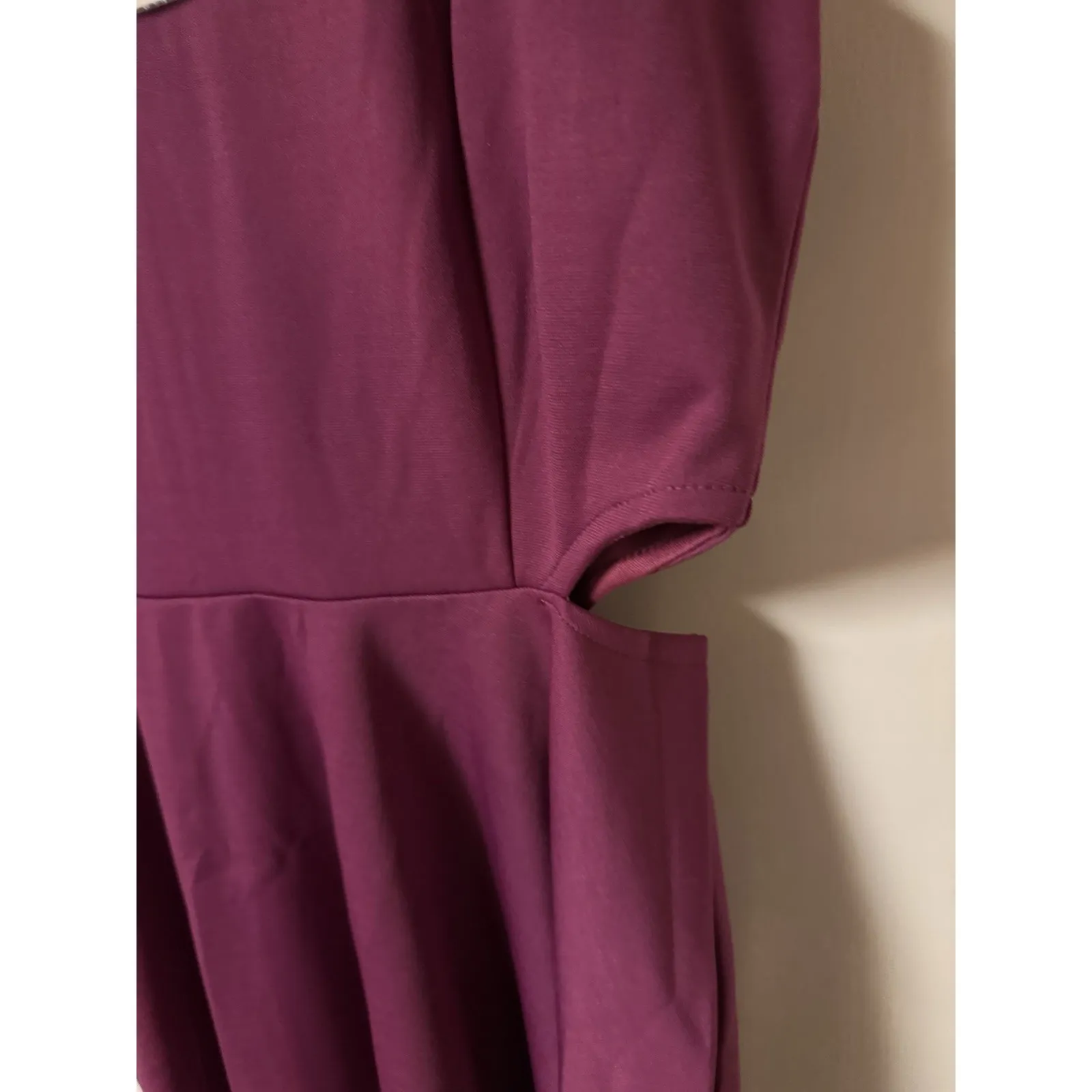 Belongsci Women's Size M Purple Sleeveless Side Cut out Mini Dress NWT Fit/Flair Size M - Image 4