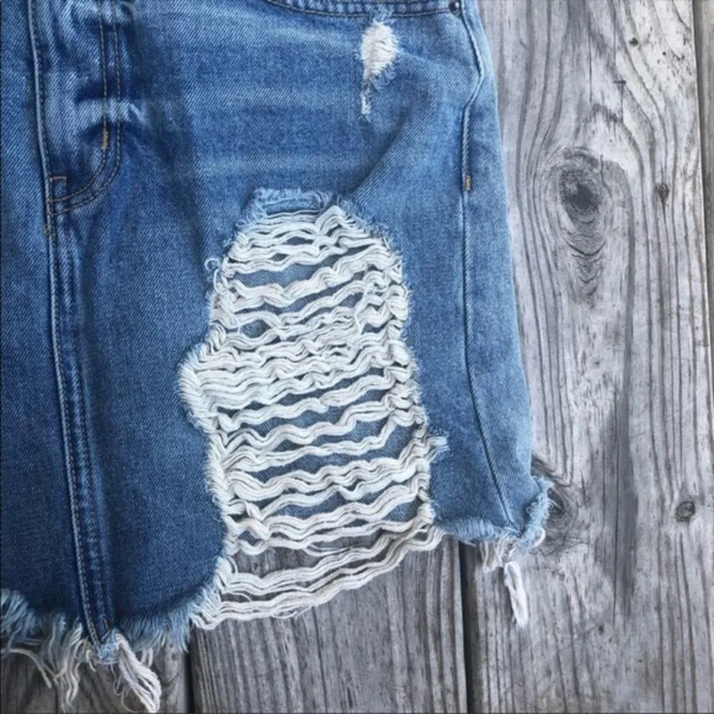 CARMAR LF Distressed Ripped Double Raw Hem Mini Denim Skirt Size 4/27 Blue - Image 2