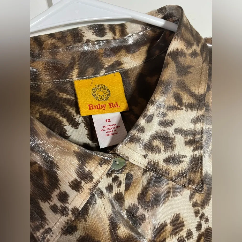 Ruby Rd. Womens Brown Leopard Print Roll Tab Sleeves Button Front Shirt Size 12 - Image 10