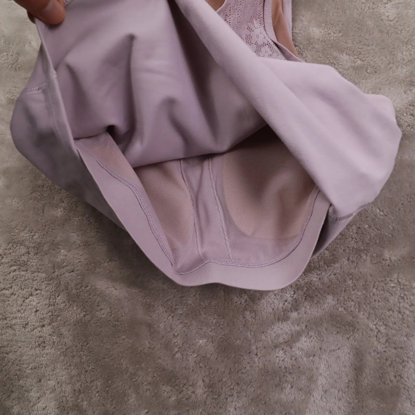 Athleta Sports Bra Conscious Lace Shasta Lavender Purple Crop Tank Top Medium - Image 6