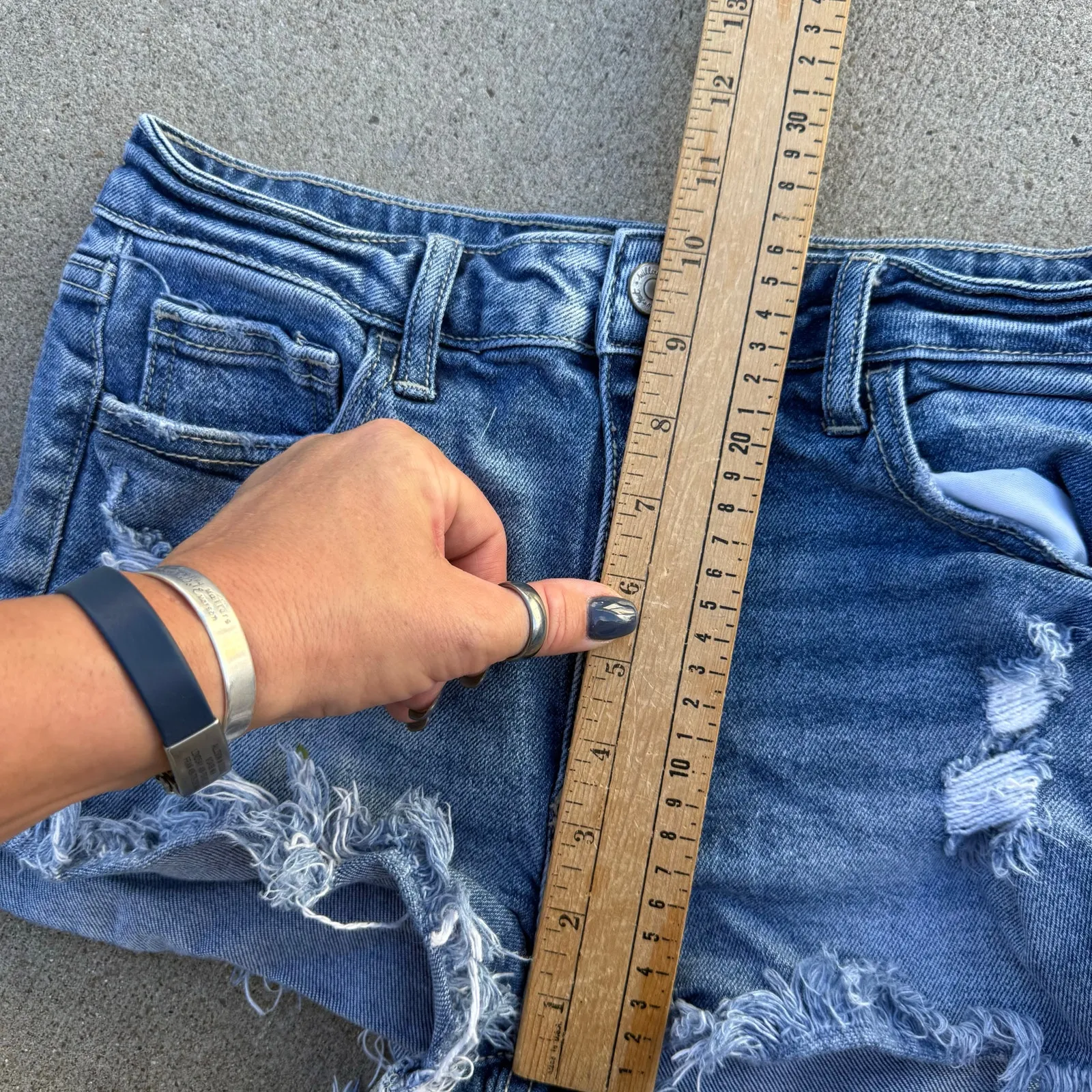 Willow & Root The Vintage Dad Jean Shorts Frayed Hem WC144 Size 27 The Buckle Blue - Image 7