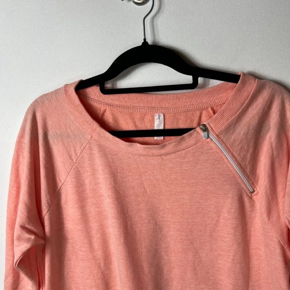 Gap fit‎ coral sweater women’s size medium NWT - Image 2