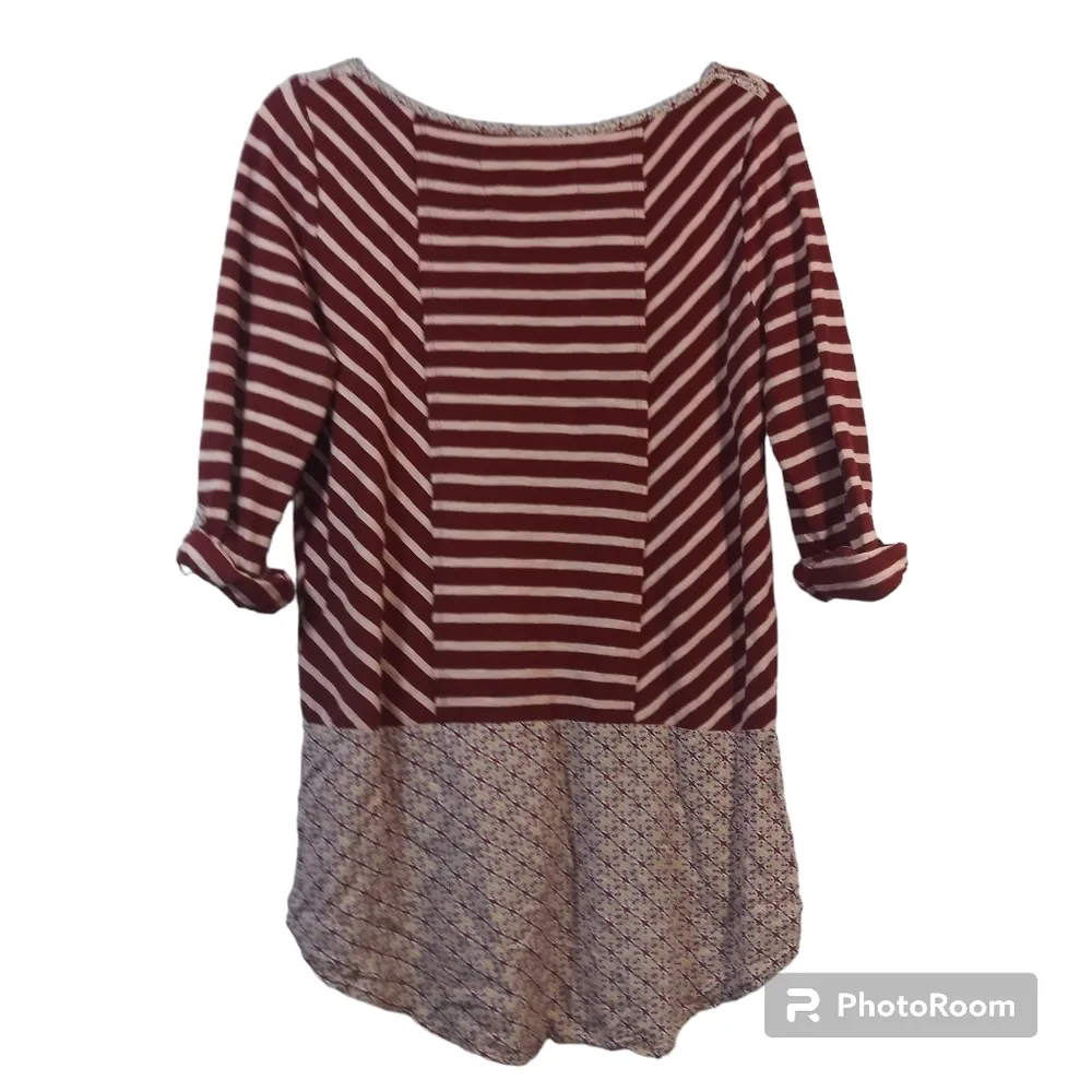 Postmark Anthropologie Red White Striped Knit Mixed Media Hi-Low Hem Size Small - Image 2