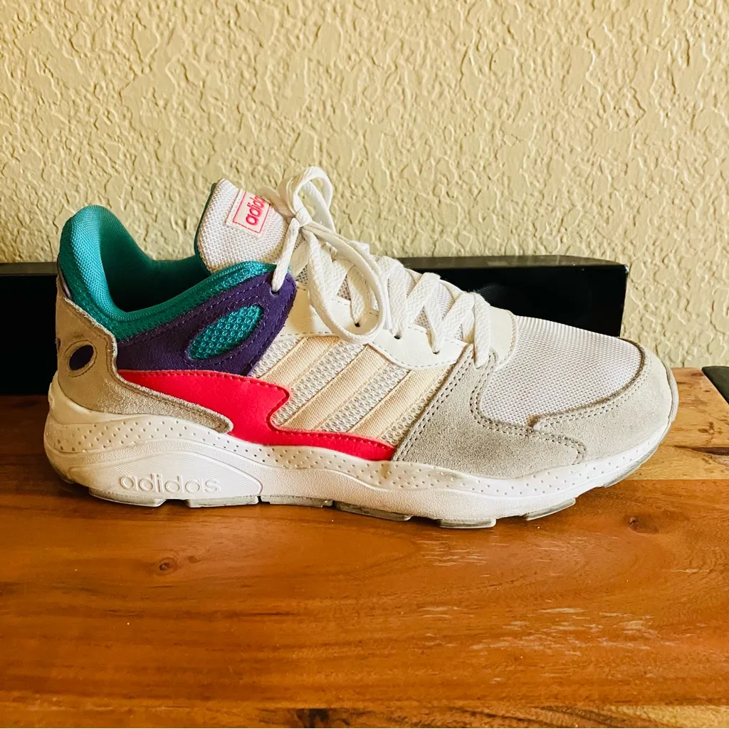 Women’s Adidas Cloudfoam shoes - Image 3