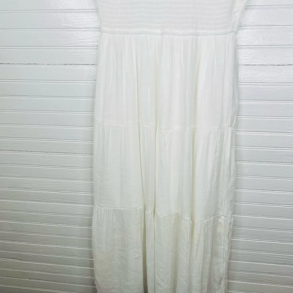 Blu Pepper Women's Smocked Ruffle Sleeve Tiered Midi Dress White Size M - Image 8